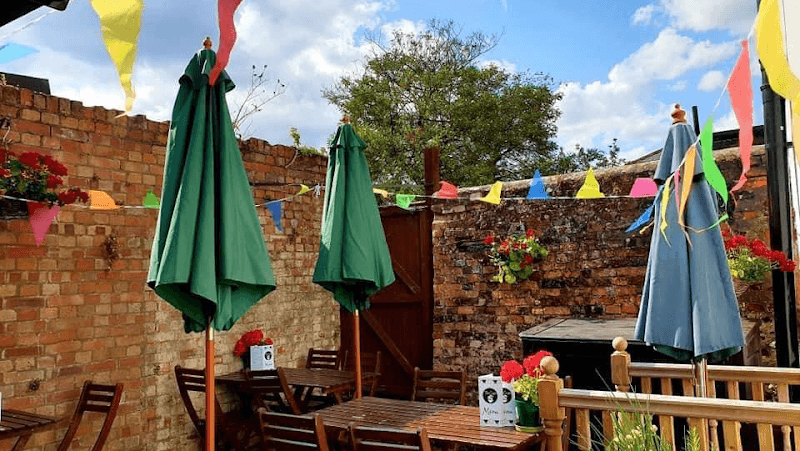TeaCups in Romsey, specialty coffee cafe