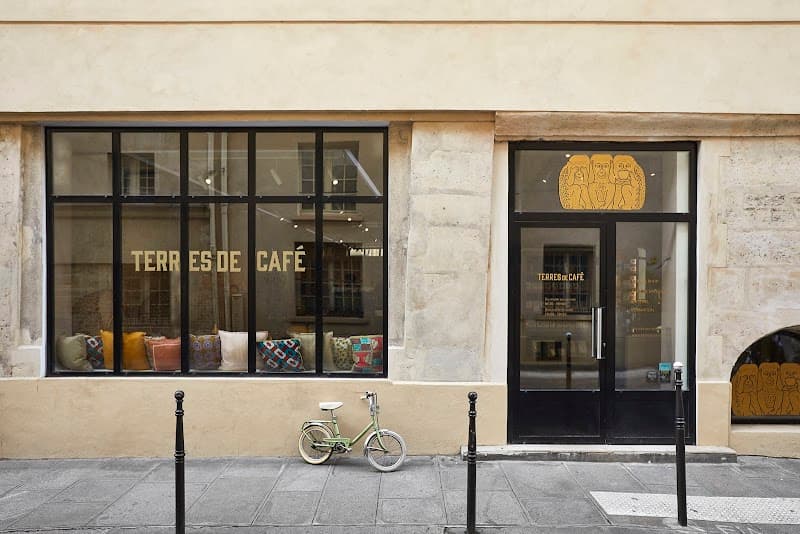 Terres de Café in Paris, specialty coffee cafe