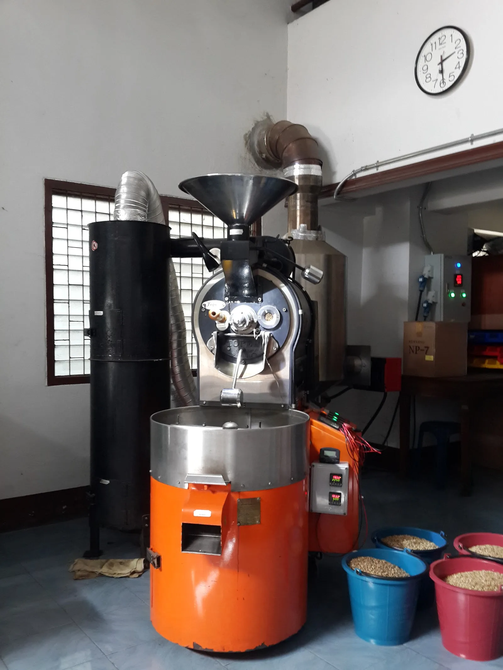 Thaistyle coffee Roaster in Chiang Mai, specialty coffee roaster