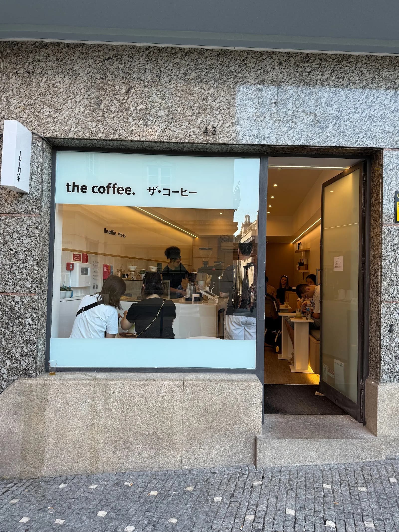 The Coffee in Porto, specialty coffee cafe