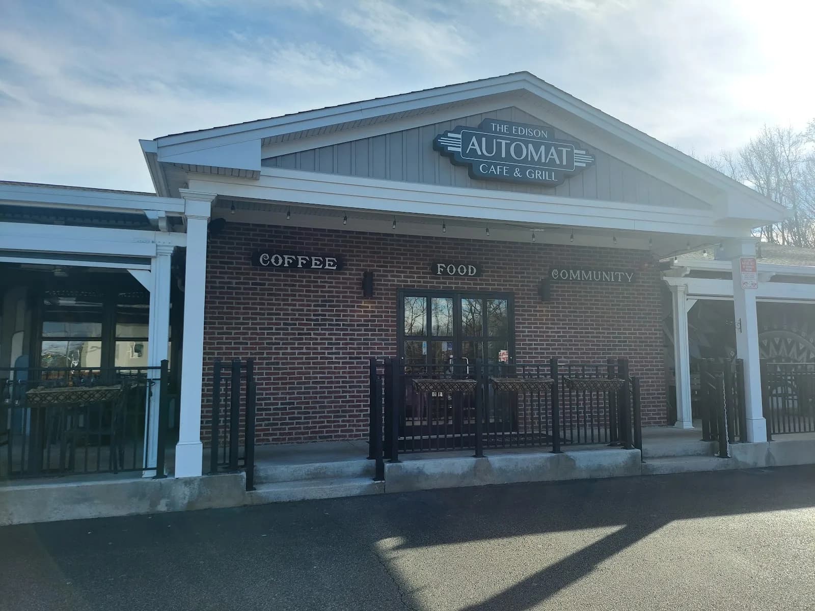 The Edison Automat in Edison, specialty coffee cafe
