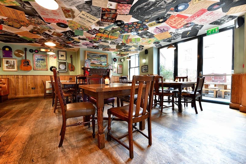 The Eel Pie in London, specialty coffee cafe