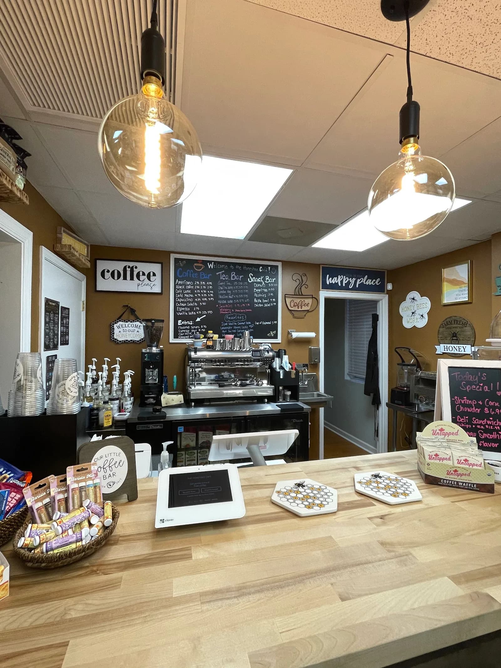 The Honeybee Café in Gainesville, specialty coffee cafe