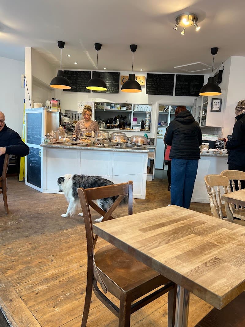 The Little Tea House Southwater Ltd in Horsham, specialty coffee cafe