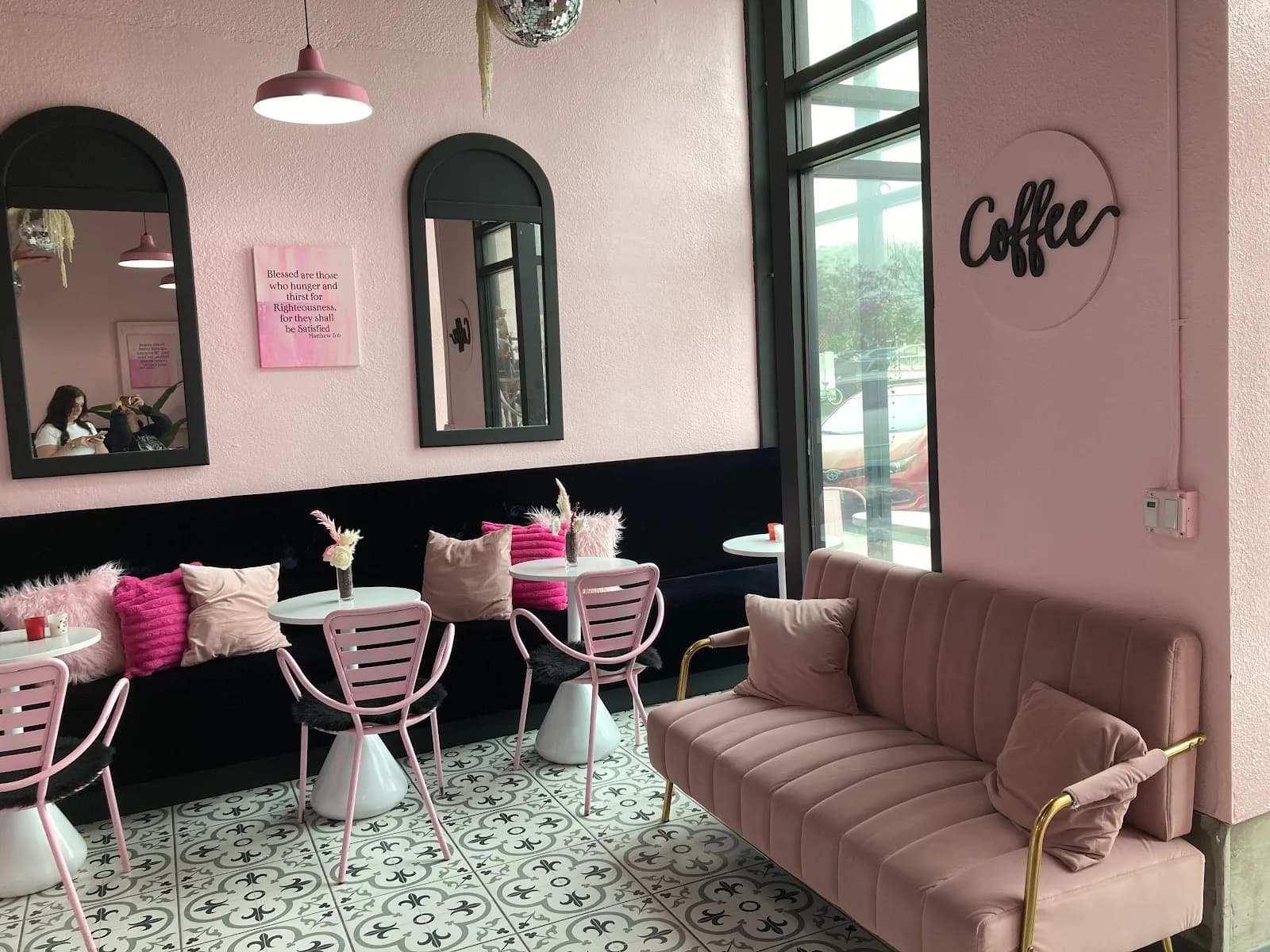 Thirsty Girl Coffee in Los Angeles, specialty coffee cafe