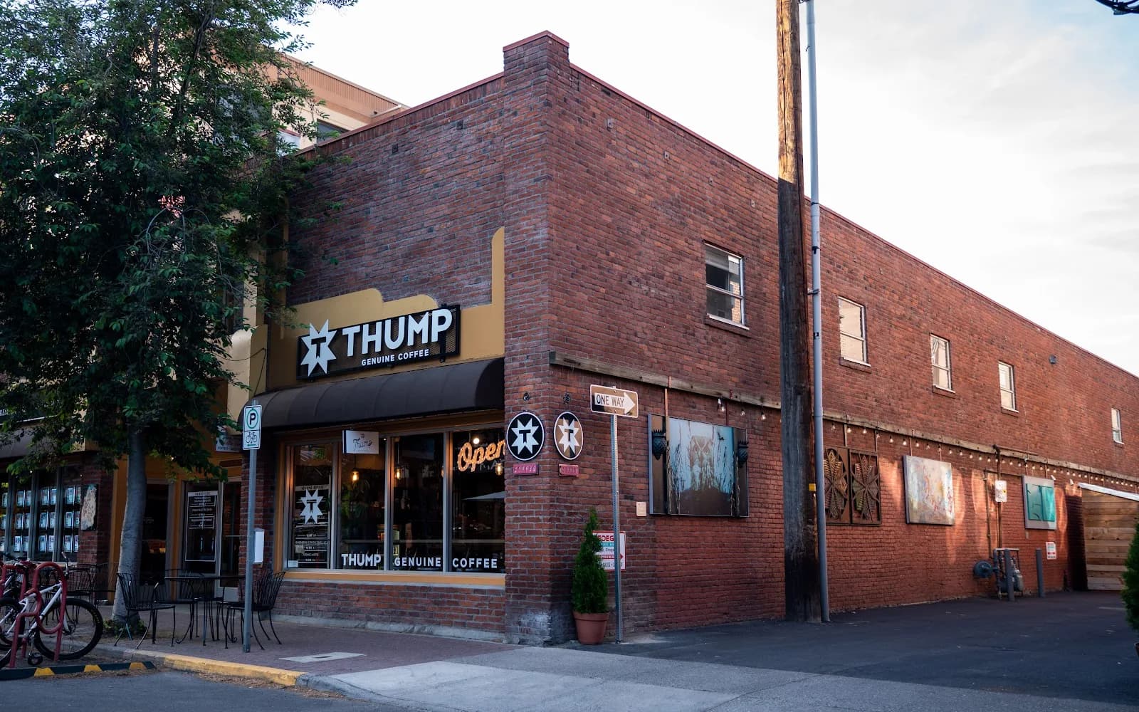 Thump Coffee in Bend, specialty coffee cafe