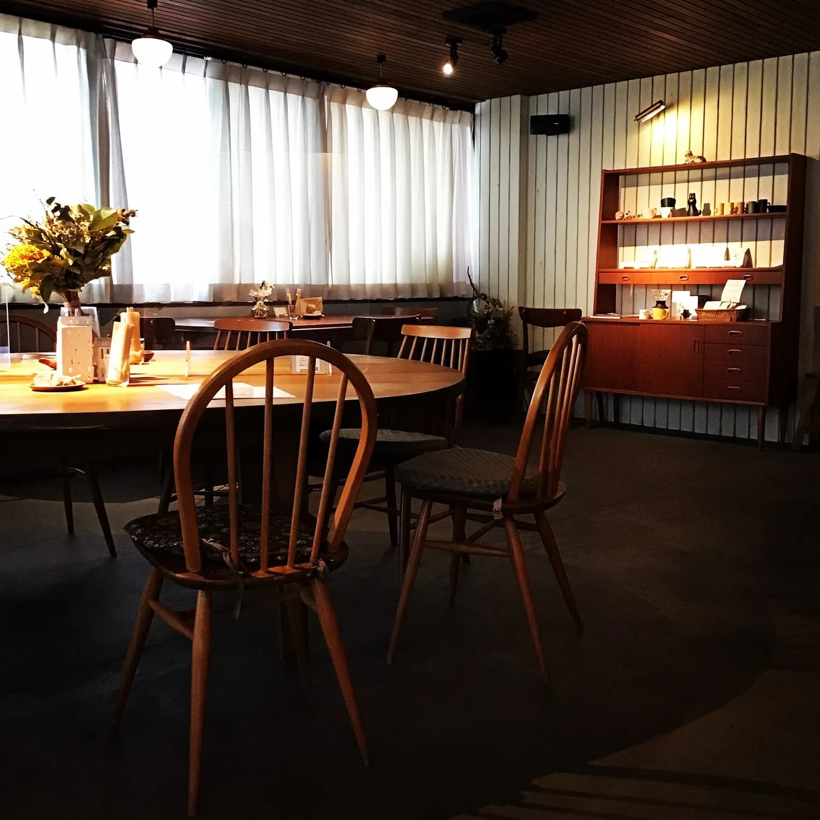 TRIBUTE COFFEE in Kyoto, specialty coffee cafe