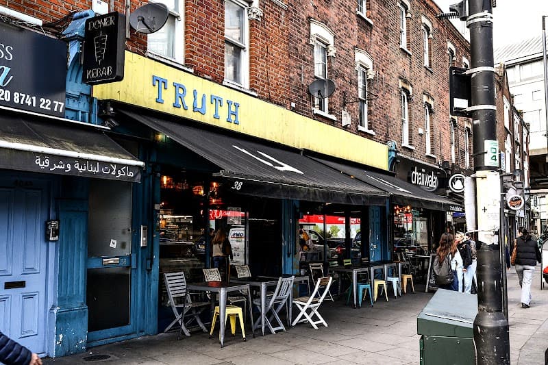 Truth in London, specialty coffee cafe