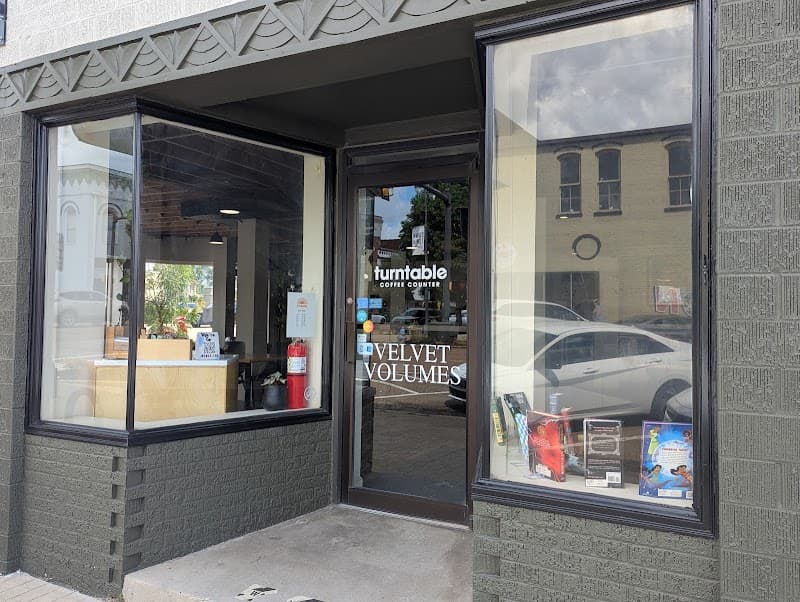 Turntable Coffee Counter in Jackson, specialty coffee cafe