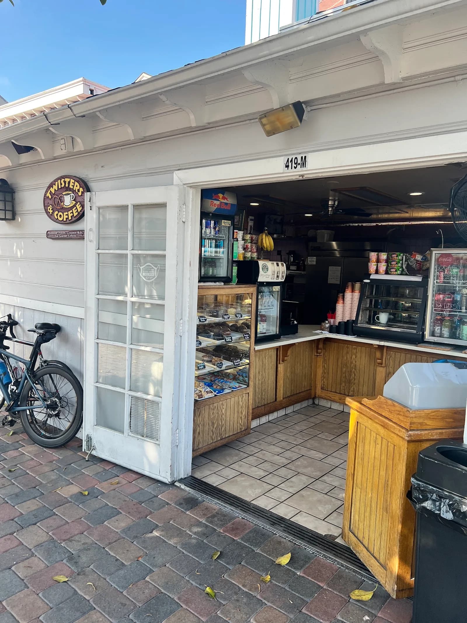 Twisters & Coffee in Los Angeles, specialty coffee cafe