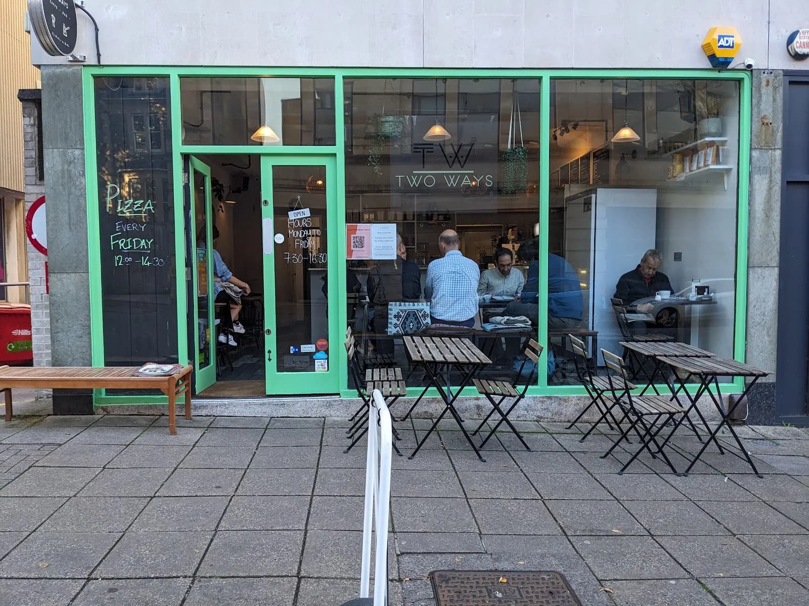 Two Ways Caffè-Bar in Bristol, specialty coffee cafe