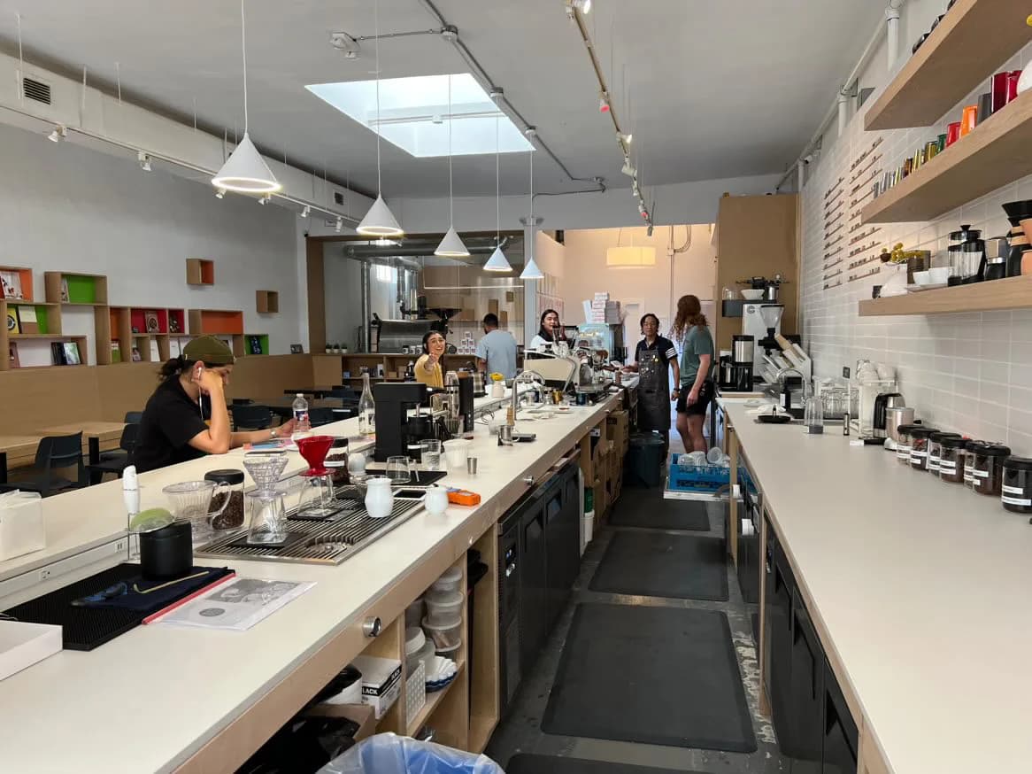 Un Caffe in Houston, specialty coffee cafe
