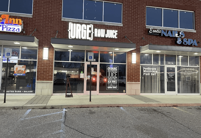 URGE JUICE in Detroit, specialty coffee cafe