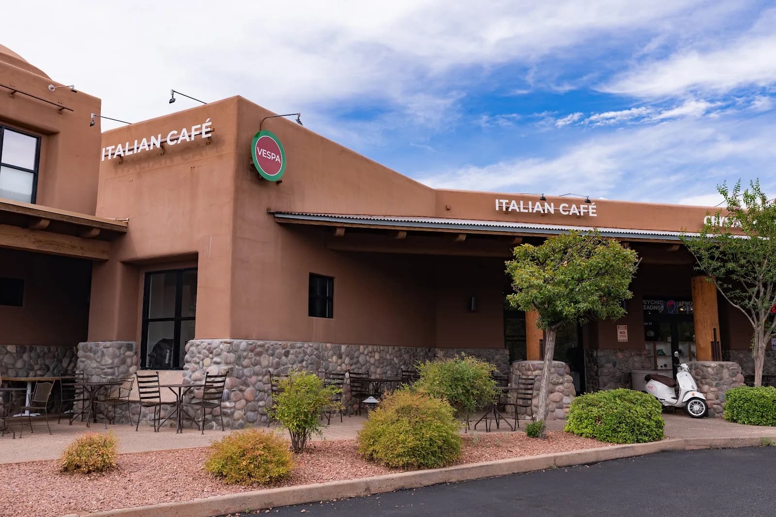 Vespa Healthy Italian Café Sedona in Camp Verde, specialty coffee cafe