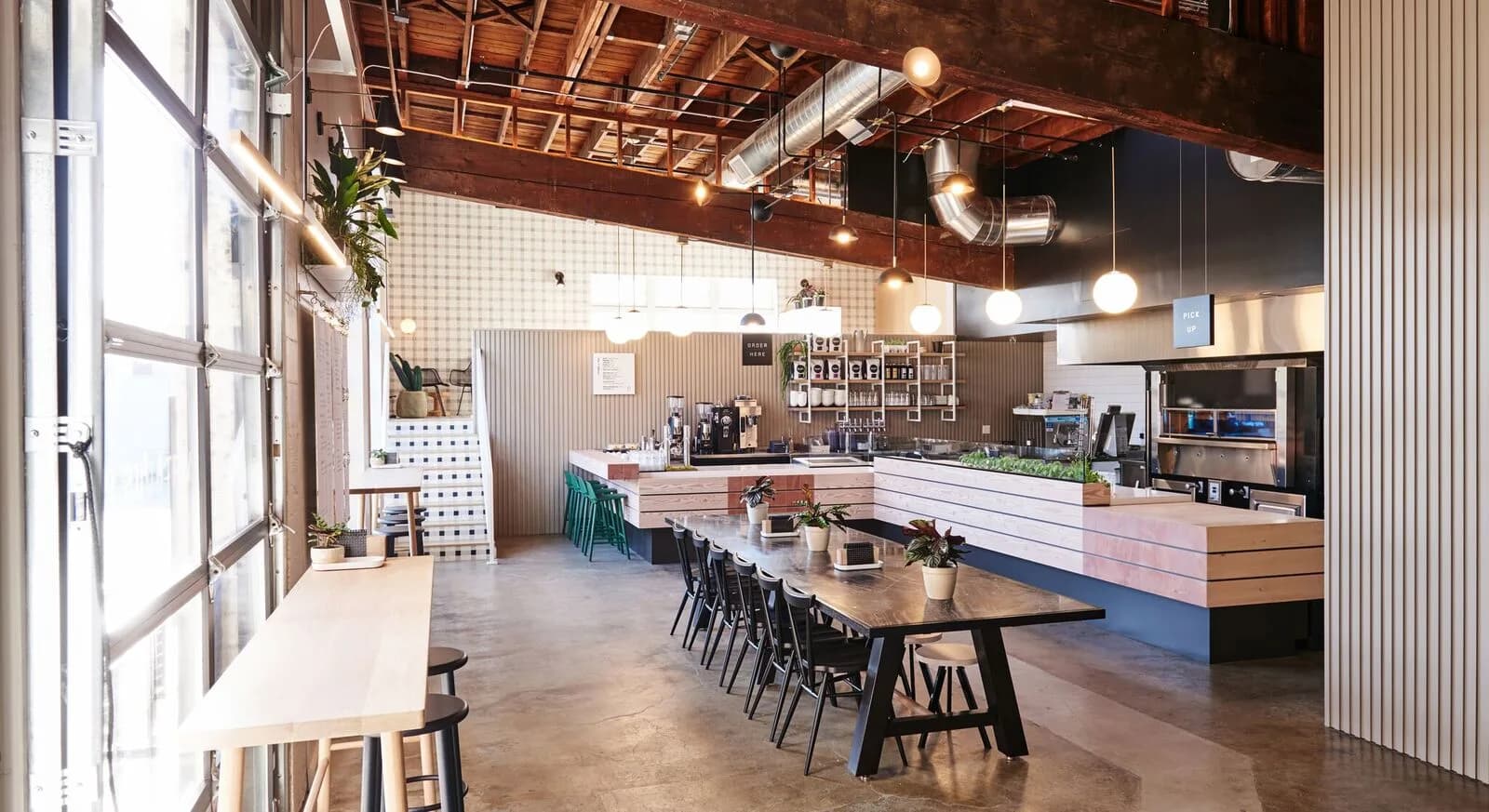 Virtuous Pie in Portland, specialty coffee cafe