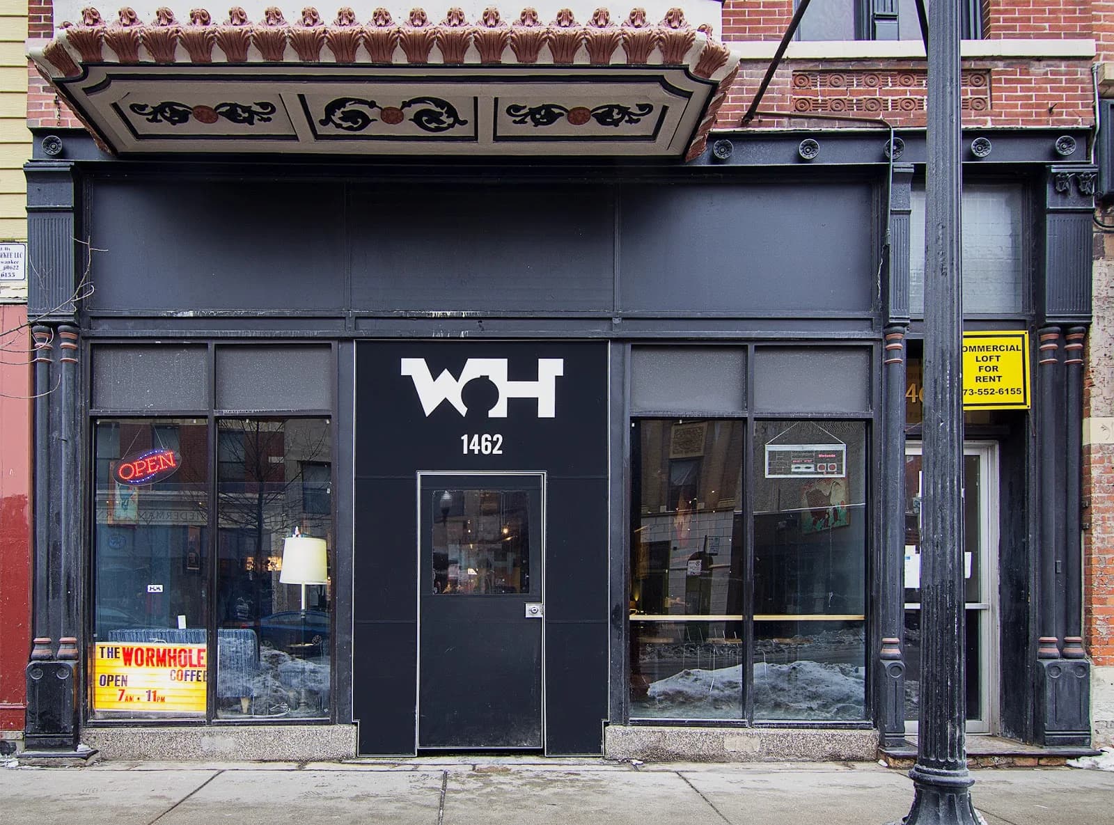 Volumes Bookcafe in Chicago, specialty coffee cafe