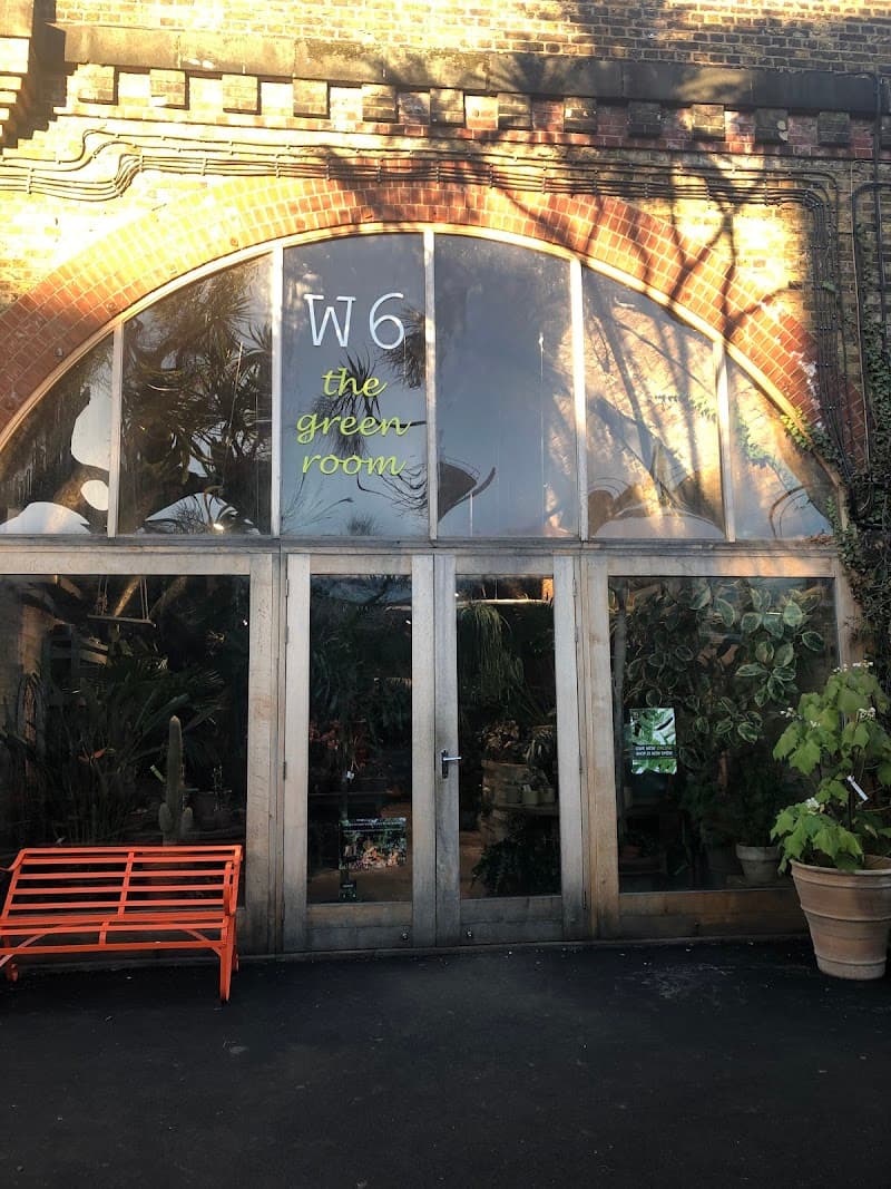 W6 Garden Centre and Cafe in London, specialty coffee cafe