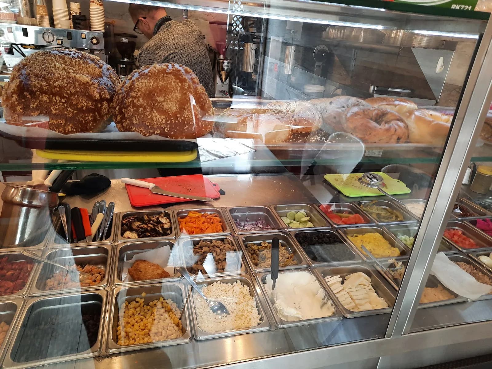 Wrap n' Roll in New York City, specialty coffee cafe