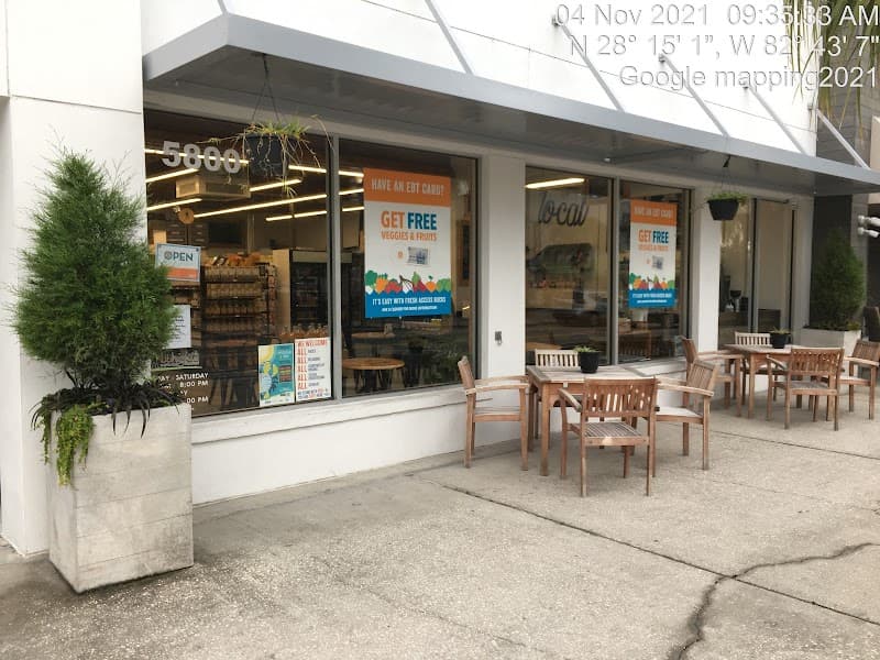 Wright's Natural Market & Cafe in New Port Richey, specialty coffee cafe
