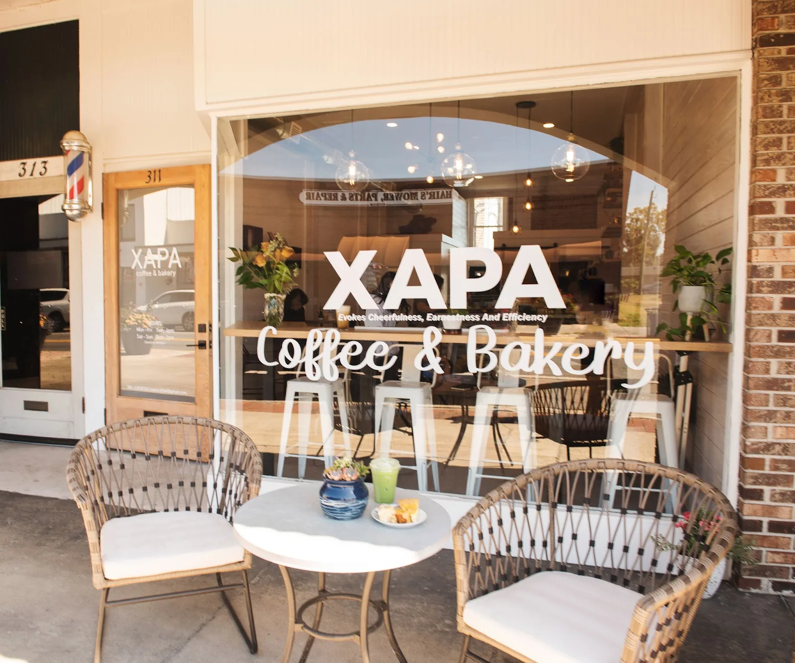 XAPA coffee & bakery in Lake City, specialty coffee cafe