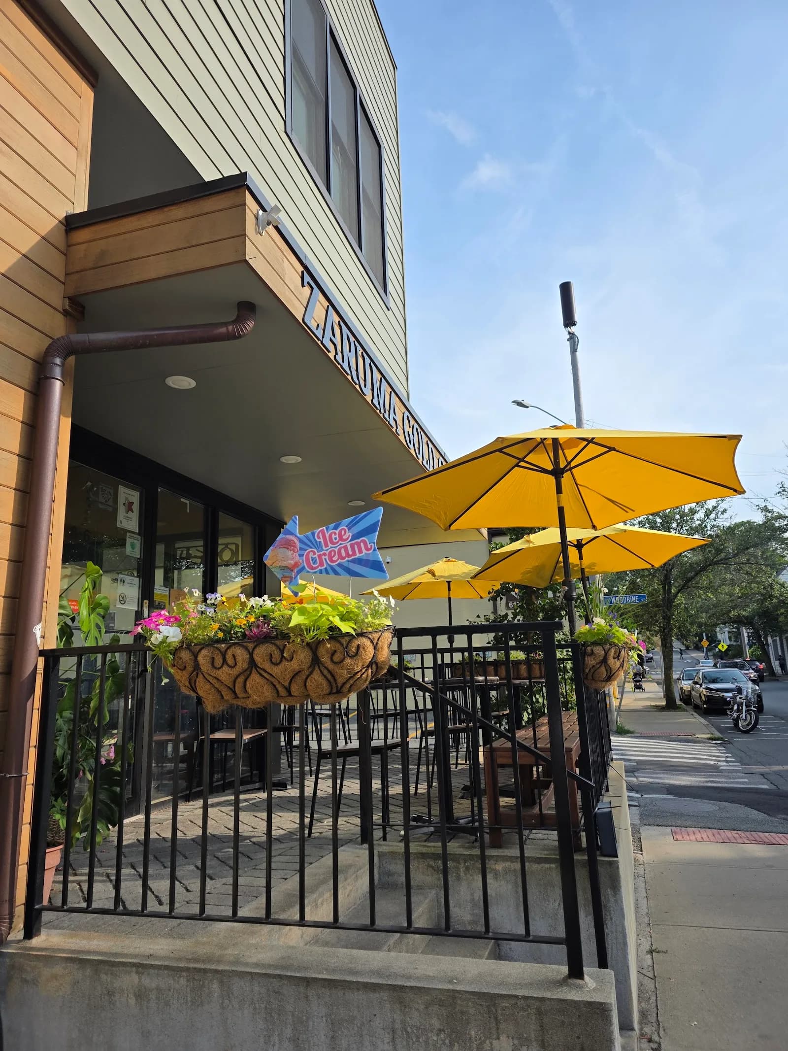 Zaruma Gold Coffee in Somerville, specialty coffee cafe