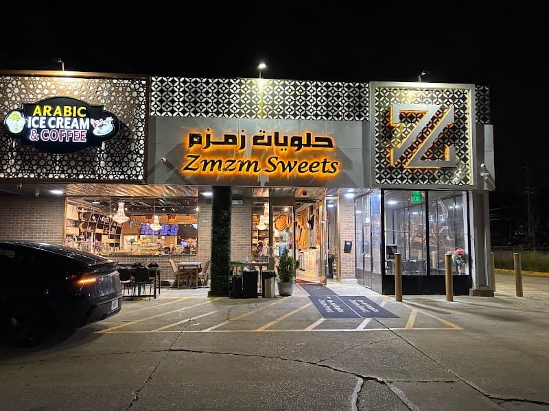 Zmzm Sweets in Chicago, specialty coffee cafe